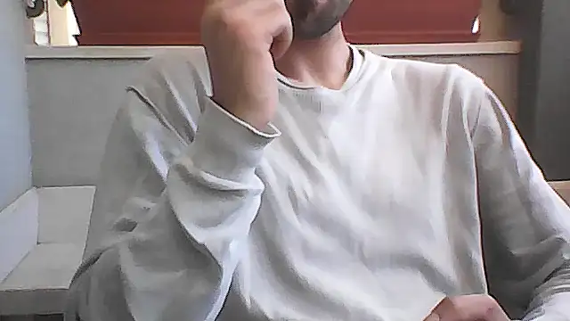 Snapshot of unodiloro chatting on May 12, 2026, 10:32 am unodiloro online show from May 12, 2026, 10:32 am