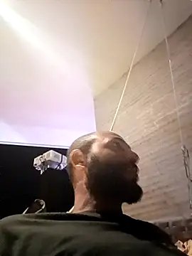 Snapshot of Camodick chatting on February 10, 2026, 8:08 pm Camodick online show from February 10, 2026, 8:08 pm