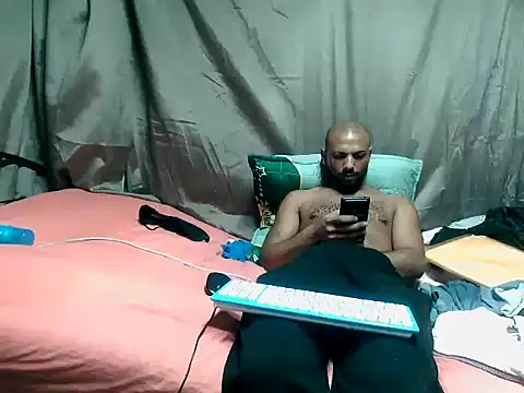 Camodick online show from April 15, 2026, 2:10 pm