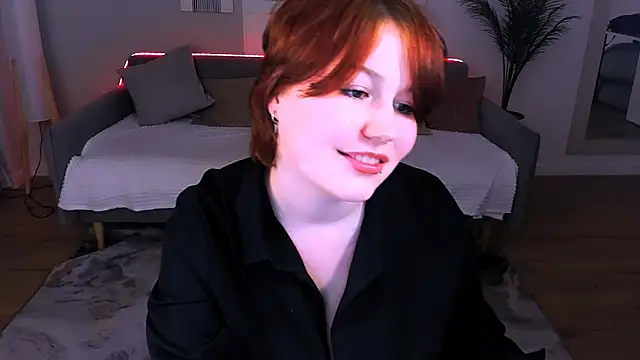 Snapshot of MiaLacrice chatting on July 9, 2026, 7:57 pm MiaLacrice online show from July 9, 2026, 7:57 pm