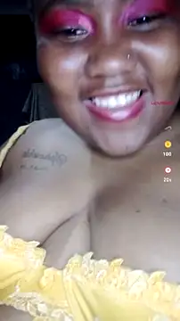 ChubbyMidgetxxx19 online show from July 23, 2026, 9:55 pm