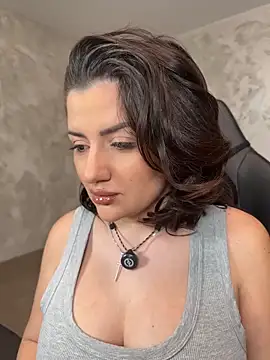 Snapshot of SophiePale chatting on February 22, 2026, 12:40 pm SophiePale online show from February 22, 2026, 12:40 pm