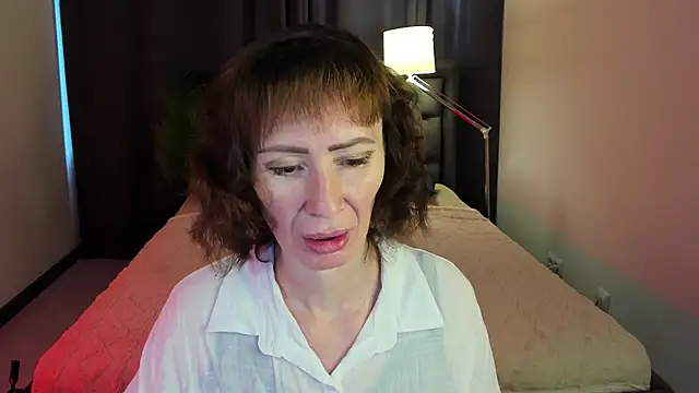 gracekellyyy online show from June 24, 2026, 4:11 am