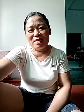 -Lytina- online show from June 22, 2026, 3:25 am