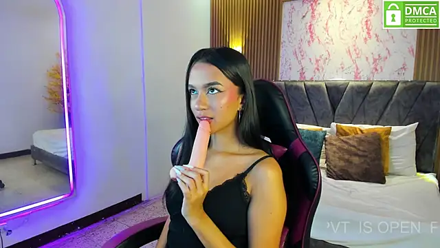 Snapshot of Aisha_Vex chatting on June 1, 2026, 2:28 pm Aisha Vex online show from June 1, 2026, 2:28 pm