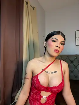 DanikaLovve online show from July 19, 2026, 8:23 am