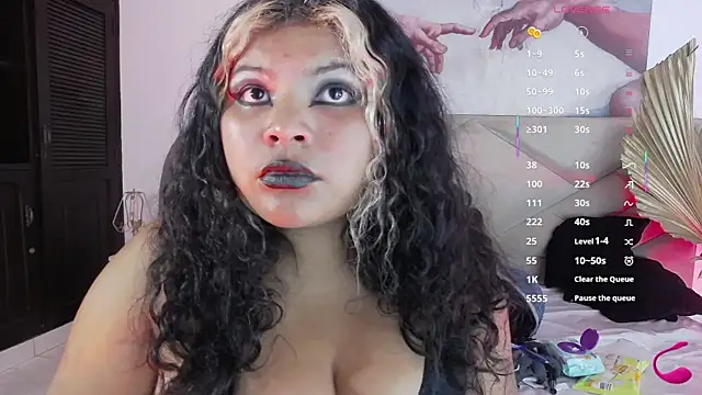 Snapshot of WickedLemon chatting on August 4, 2026, 2:05 am WickedLemon online show from August 4, 2026, 2:05 am