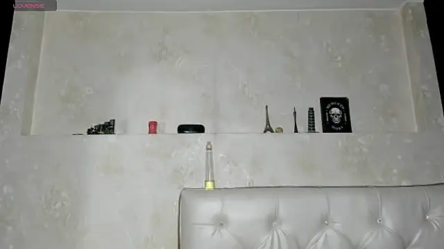 ESTEFAN HILLS online show from June 2, 2026, 10:43 pm