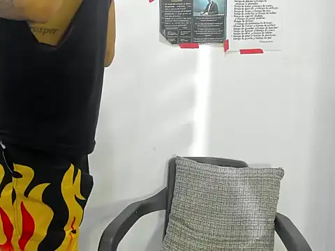 Motasandcalis online show from May 7, 2026, 11:52 pm