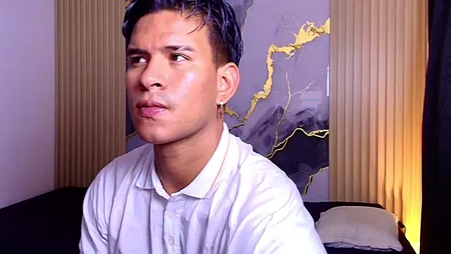 JacobWolf   online show from May 12, 2026, 6:47 pm