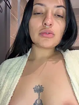Snapshot of lana_rouse_ chatting on May 16, 2026, 9:25 pm lana rouse online show from May 16, 2026, 9:25 pm