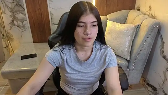 Snapshot of alesia_v_v chatting on July 2, 2026, 2:56 am alesia v v online show from July 2, 2026, 2:56 am
