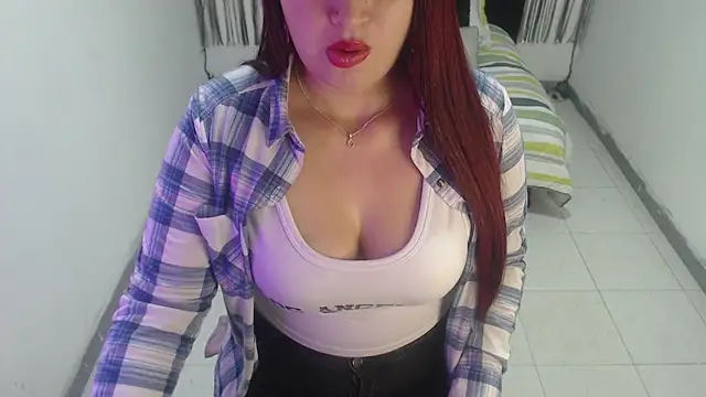 Snapshot of BriannaBlaze69 chatting on July 22, 2026, 1:35 pm BriannaBlaze69 online show from July 22, 2026, 1:35 pm