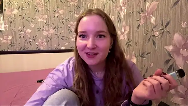 Snapshot of OksiDarling chatting on May 10, 2026, 3:14 pm OksiDarling online show from May 10, 2026, 3:14 pm
