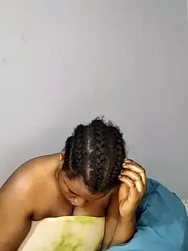 Snapshot of JuicyHoney_01 chatting on June 25, 2026, 8:36 pm JuicyHoney 01 online show from June 25, 2026, 8:36 pm