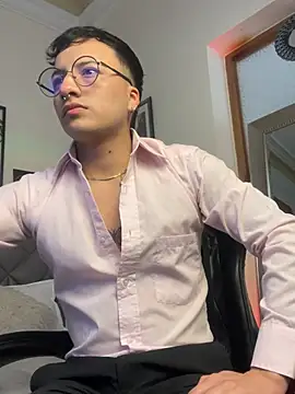 Dereck Klain online show from May 27, 2026, 7:43 pm