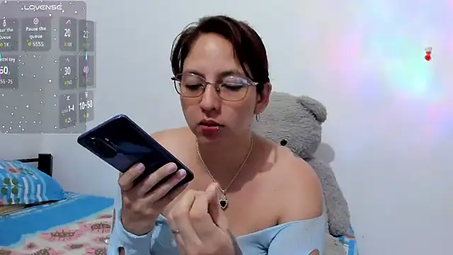 Snapshot of tovar_69 chatting on June 10, 2026, 12:45 am tovar 69 online show from June 10, 2026, 12:45 am