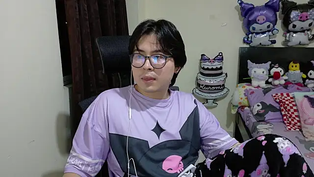Snapshot of kuromi_boy chatting on June 7, 2026, 4:39 am kuromi boy online show from June 7, 2026, 4:39 am