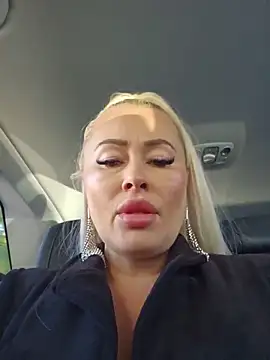 MILFBARBY online show from May 16, 2026, 6:23 am