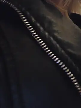 MILFBARBY online show from October 29, 2025, 8:24 am