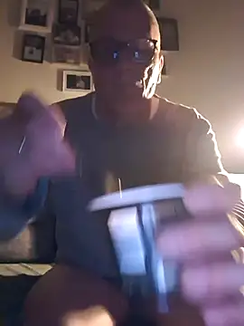 Snapshot of NextAct92 chatting on May 21, 2026, 8:28 pm NextAct92 online show from May 21, 2026, 8:28 pm