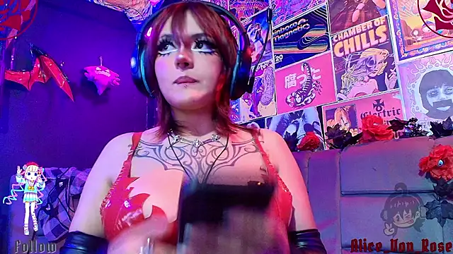 Snapshot of Alice_von_rose chatting on July 9, 2026, 5:19 am Alice von rose online show from July 9, 2026, 5:19 am
