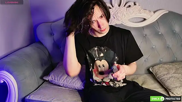 CalvinChapman online show from May 22, 2026, 7:34 pm