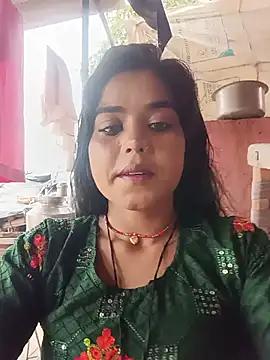 Mahi Love0143 online show from August 3, 2026, 12:33 pm