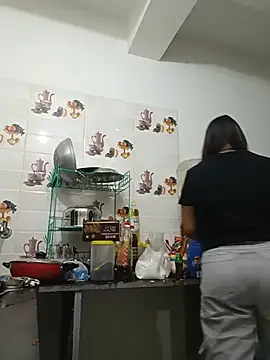 Cute-Sweety online show from July 1, 2026, 5:24 pm