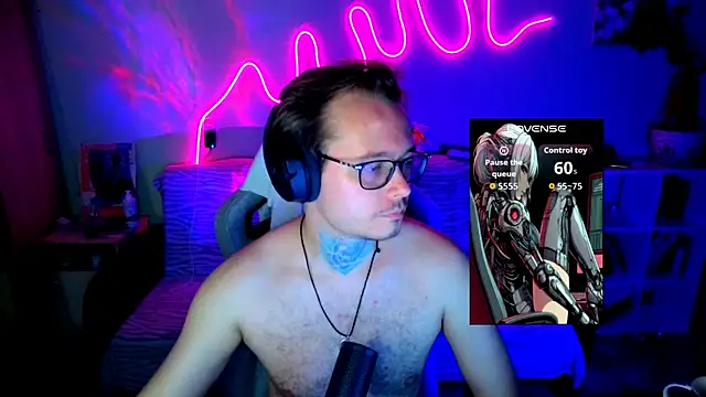 MeLanXolik online show from June 26, 2026, 7:31 pm