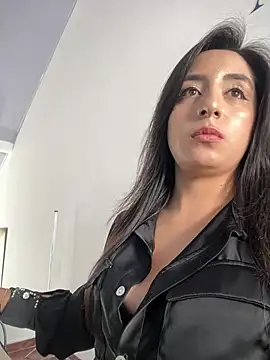 Snapshot of Tabatha_11 chatting on May 29, 2026, 3:18 pm Tabatha 11 online show from May 29, 2026, 3:18 pm