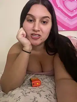 Snapshot of allyroseeee chatting on June 4, 2026, 5:56 am allyroseeee online show from June 4, 2026, 5:56 am
