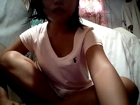 shy asianluna22 online show from June 18, 2026, 3:27 am