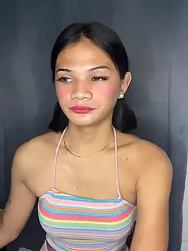 Snapshot of fuckingkeysha chatting on July 5, 2026, 4:25 pm fuckingkeysha online show from July 5, 2026, 4:25 pm