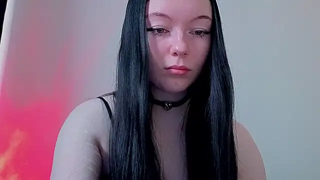 Naomi Lanee online show from June 4, 2026, 5:12 am
