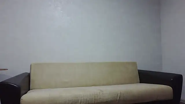 aylinblushing online show from July 8, 2026, 8:09 pm