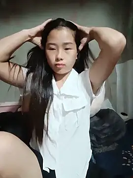 Snapshot of Kirix_adra chatting on June 20, 2026, 10:04 pm Kirix adra online show from June 20, 2026, 10:04 pm