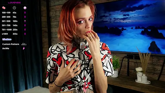 Snapshot of ShadowEllie chatting on June 4, 2026, 11:15 am ShadowEllie online show from June 4, 2026, 11:15 am