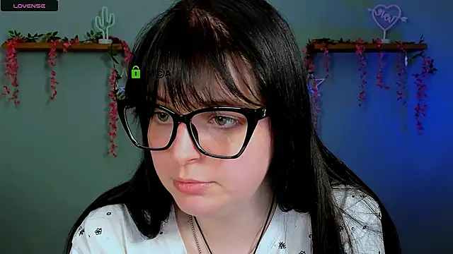 dana cute1 online show from May 13, 2026, 9:49 am