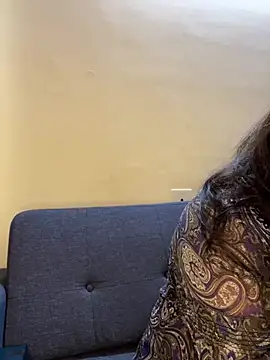 Kitttooo online show from July 10, 2026, 5:24 pm