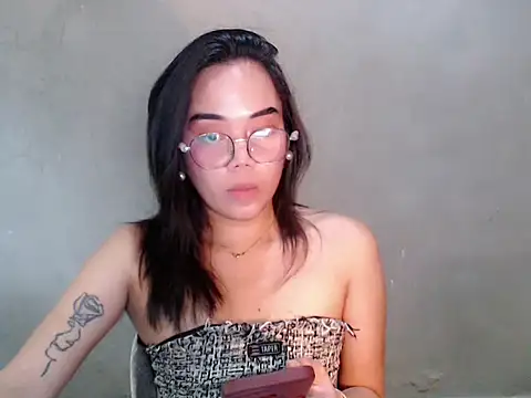 Snapshot of Urbabydollxxx chatting on June 3, 2026, 8:15 am Urbabydollxxx online show from June 3, 2026, 8:15 am