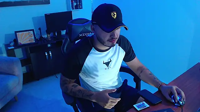 Snapshot of Thiago_420 chatting on June 2, 2026, 11:05 pm Thiago 420 online show from June 2, 2026, 11:05 pm