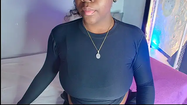 Snapshot of EbonyRose__ chatting on June 4, 2026, 12:21 pm EbonyRose online show from June 4, 2026, 12:21 pm