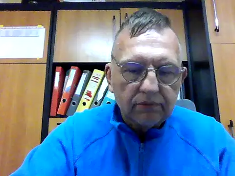 Robotnikm online show from July 4, 2026, 2:40 am