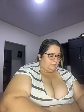 marianacooper1234 online show from July 9, 2026, 4:24 am