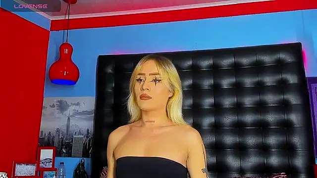 Domina Diosaa online show from May 28, 2026, 3:47 am