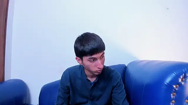LittleNerd18 online show from May 12, 2026, 5:04 am