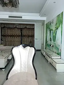 Snapshot of Yiyi-a- chatting on May 20, 2026, 3:31 pm Yiyi-a- online show from May 20, 2026, 3:31 pm