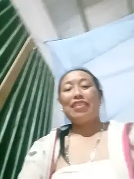 lili anhh online show from May 19, 2026, 3:08 pm
