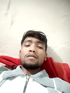 Umeshcr07 online show from May 12, 2026, 3:18 pm